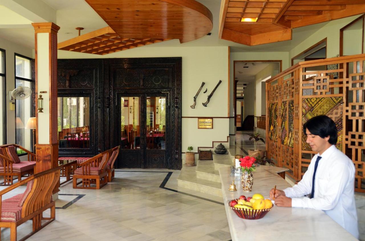 Rock City Resort Mingora Екстериор снимка