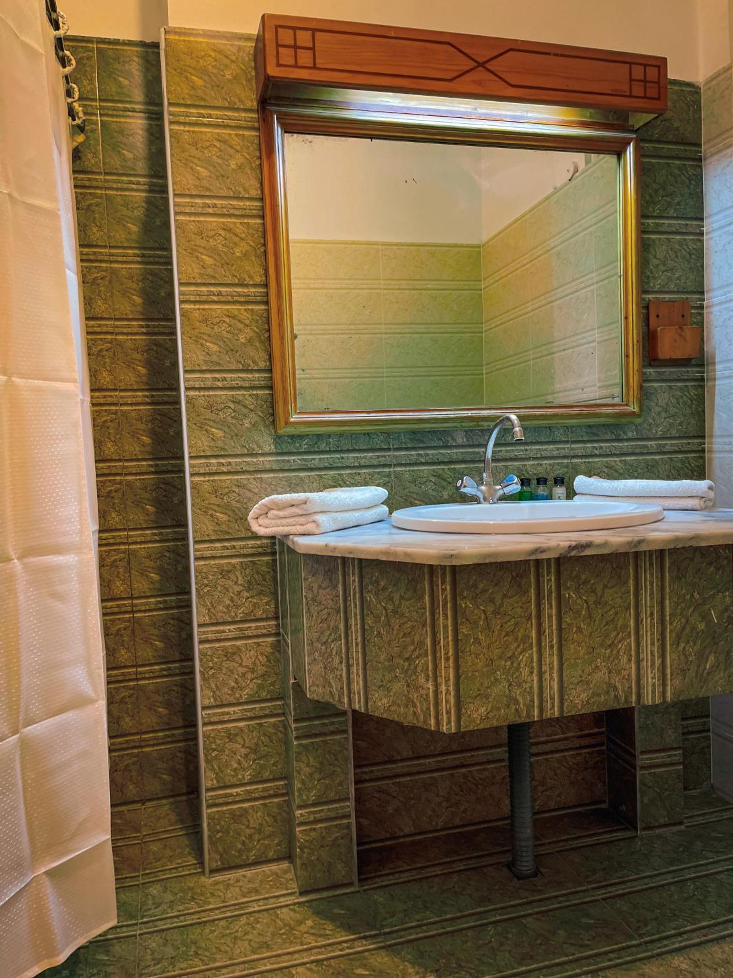 Rock City Resort Mingora Екстериор снимка
