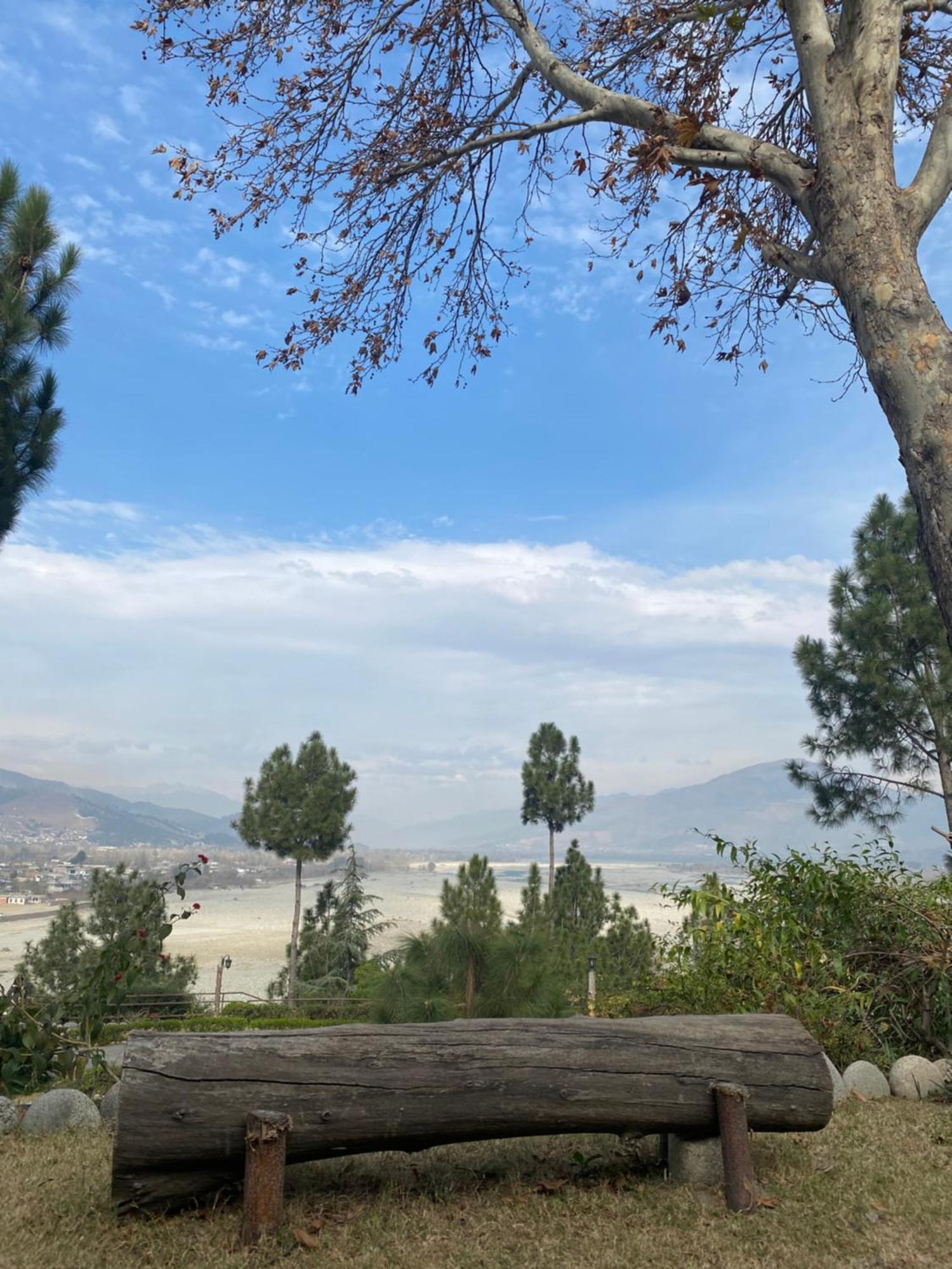 Rock City Resort Mingora Екстериор снимка