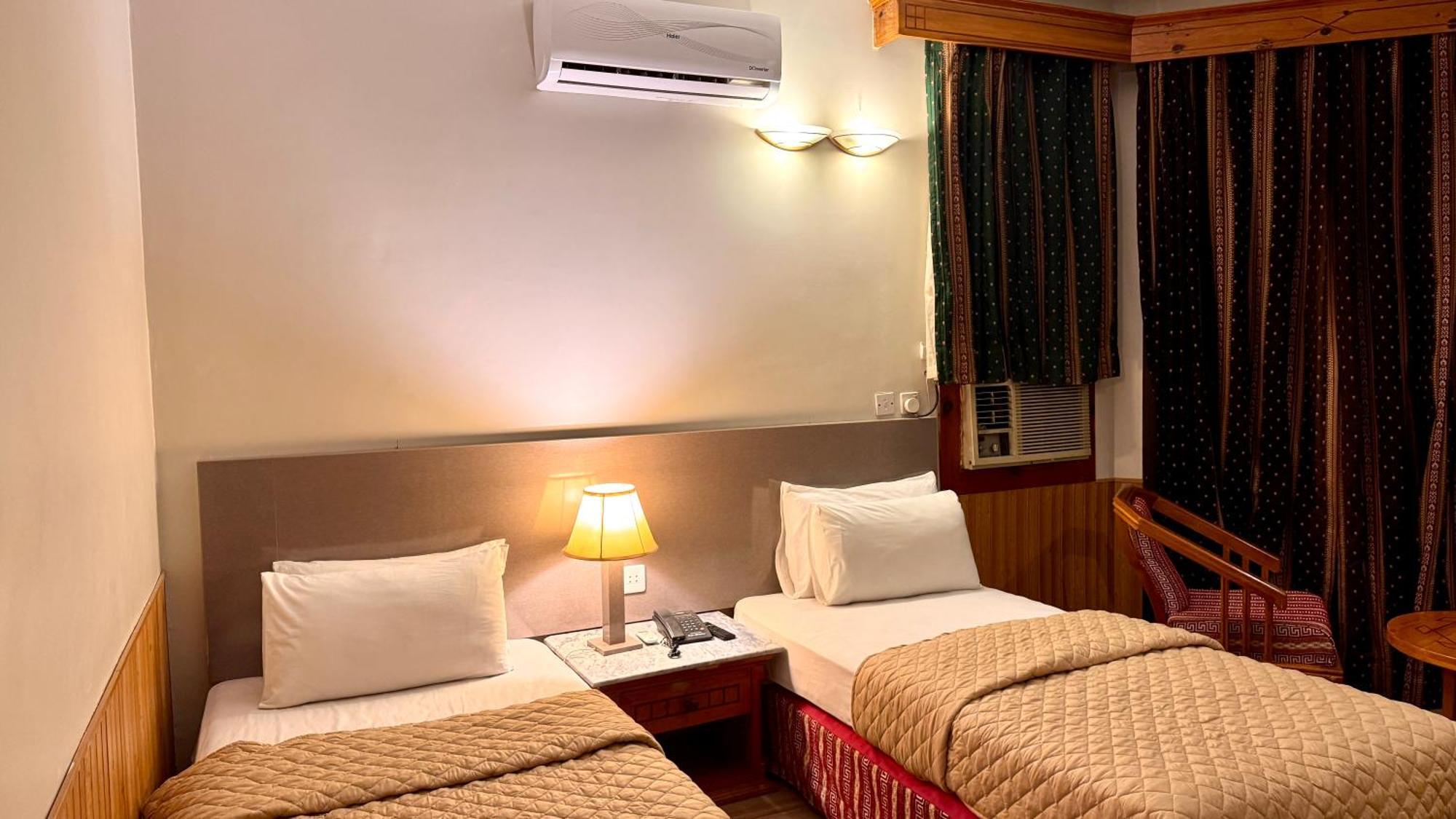 Rock City Resort Mingora Екстериор снимка